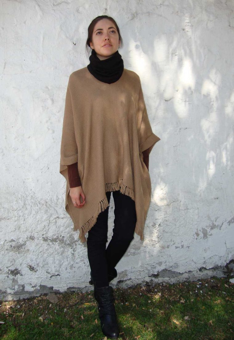 Poncho Baby Alpaca Camel